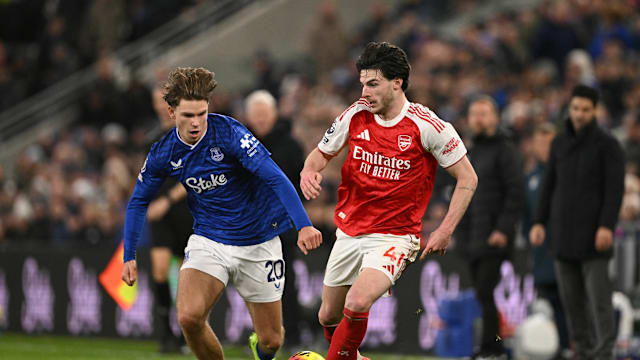 斯科尔斯、卡拉格都认为：哈白布是足球历史上最佳中场组合（斯科尔斯与卡拉格一致认为：哈白布是足坛史上最强中场三人组）