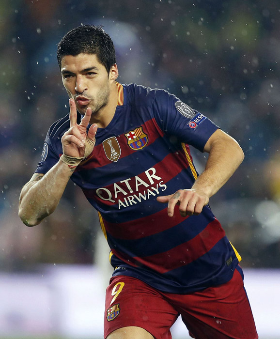 荷兰足协官方：小克鲁伊维特因伤缺战立陶宛，已经返回俱乐部（荷兰足协通报：小克鲁伊维特伤缺战立陶宛，已返回俱乐部）