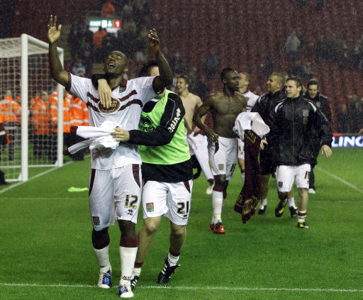 菲利克斯评队友最佳11人：自己上榜，C罗、亚马尔、B费在列（菲利克斯评选队友最佳11人：自己入选，C罗、亚马尔、B费皆在列）